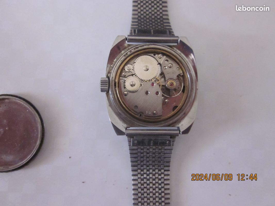 En baisse pour les fêtes. Montre mécanique Michel Herbelin très belle et fonctionelle (image 2)