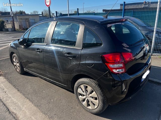 Citroen C3 1.4i 75 Ch Essence Airplay clim regulateur (image 4)