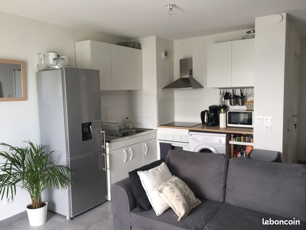 Appartement 2 pièces 46 m² · à Vénissieux · 46 m² · 680 €