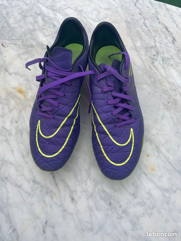 Chaussures de foot Nike (image 1)
