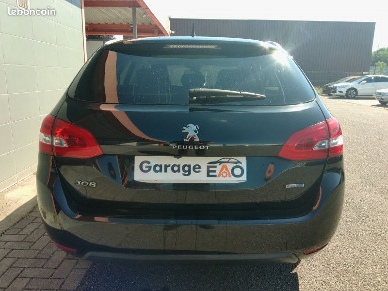 Peugeot 308 SW 1.6 BLUEHDI 120CH ALLURE S&S (image 12)