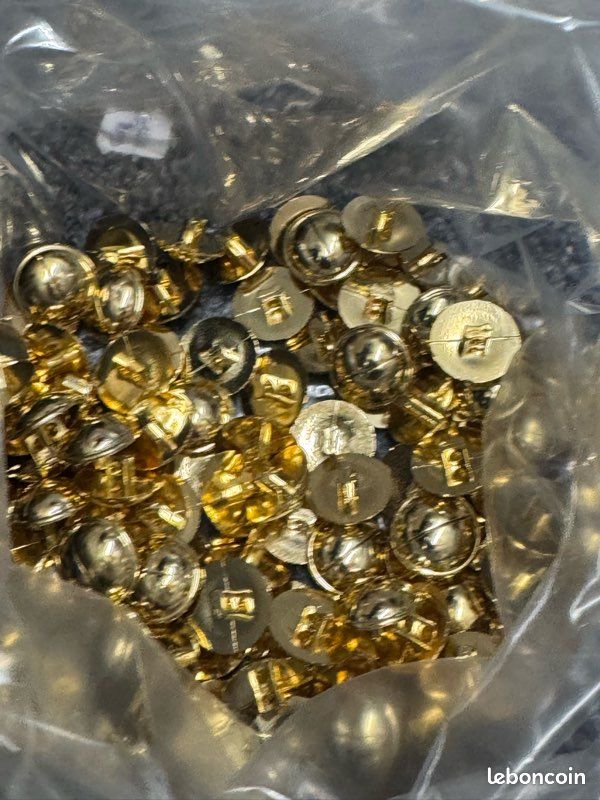 Lots de boutons dorés (image 2)