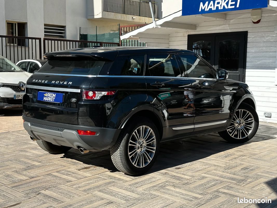 Range Rover Evoque 2.2 SD4 190ch Dynamic - SIÈGES ÉLECTRIQUE À MÉMOIRES - SONO MERIDIAN - CLIMATISATION AUTO (image 4)