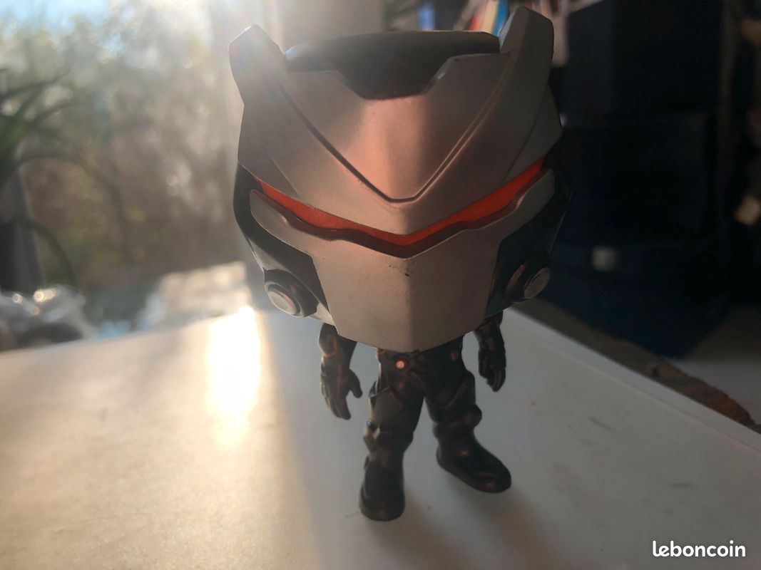 Trois figurine pop (image 3)