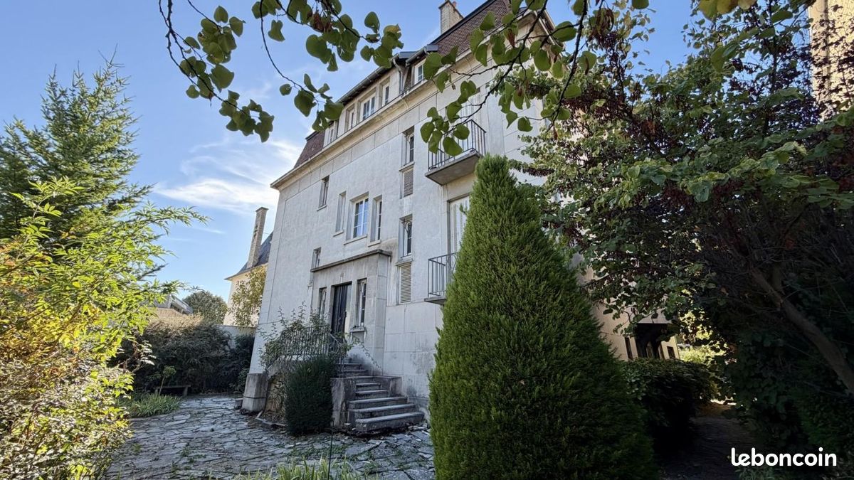 Appartement 6 pièces 144 m² · à Dijon · 144 m² · 585 000 €