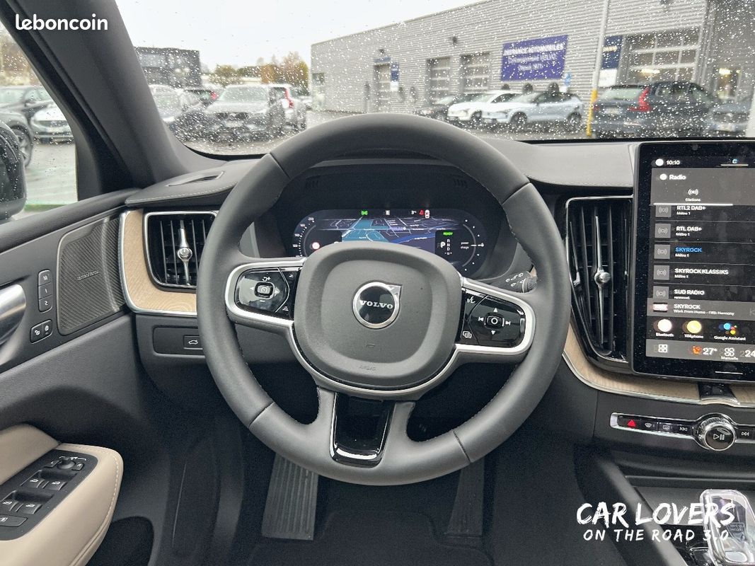 VOLVO XC60 T6 AWD Hybride rechargeable 253 ch+145 ch Geartronic 8 Ultra Style Chrome (image 9)