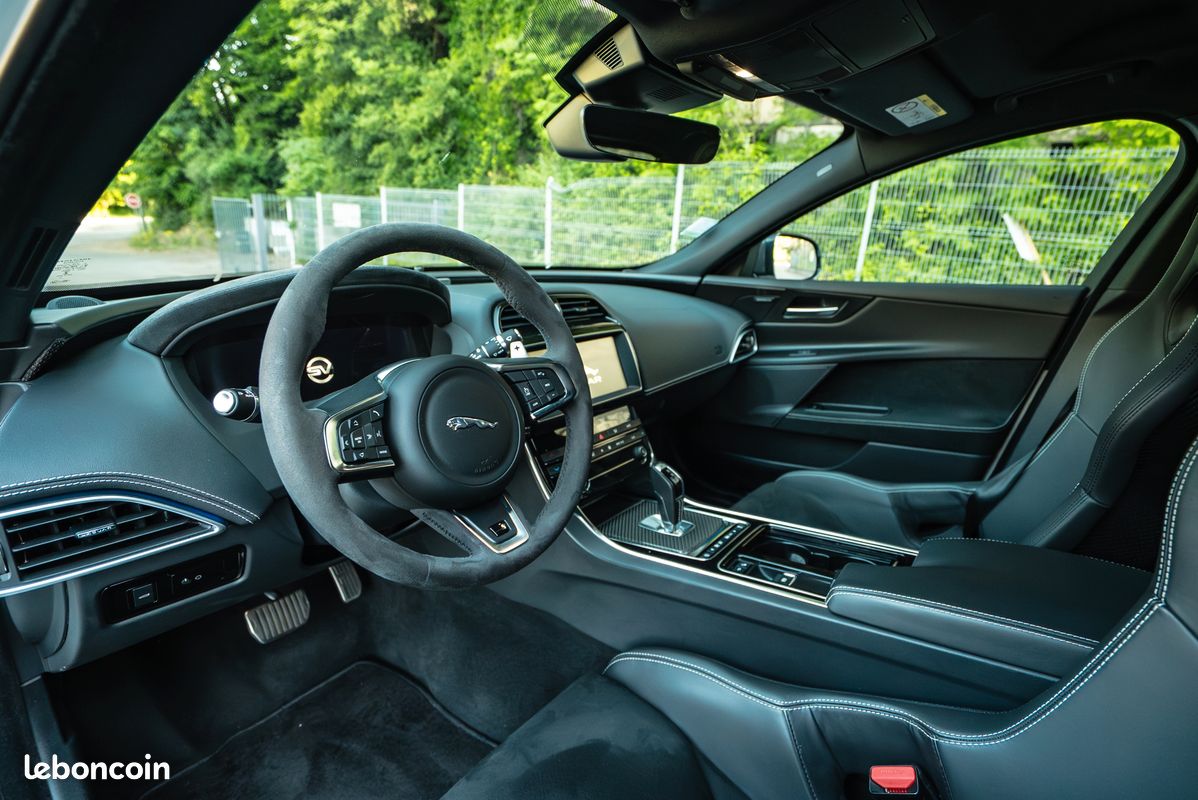 Jaguar xe sv project 8 v8 5.0l 600ch – 1of300 (image 7)