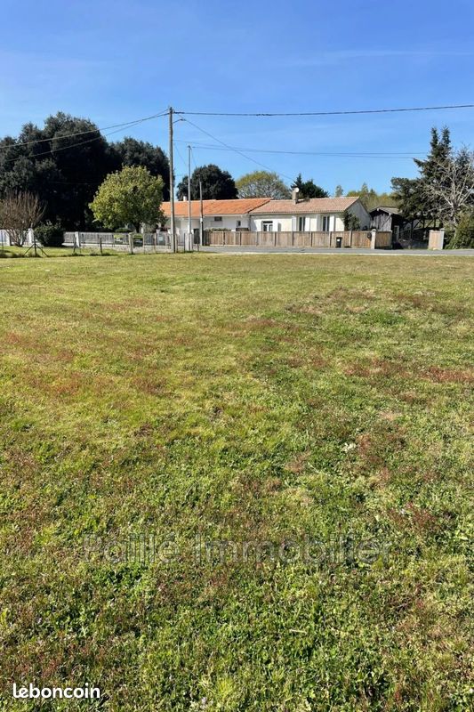 Terrain 720 m² · à Grayan-Et-l'Hôpital · 720 m² · 86 000 €