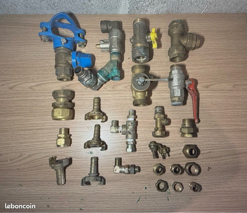 Raccords et vannes de plomberie (image 1)