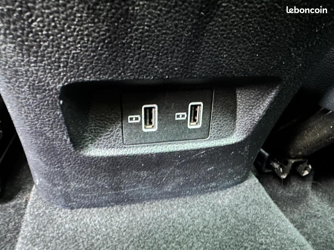 MG EHS 1.5T GDI PHEV Luxury (image 25)