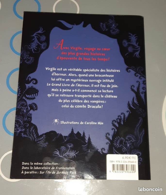 Livre le grand livre de l'horreur dans le château de Dracula (image 2)