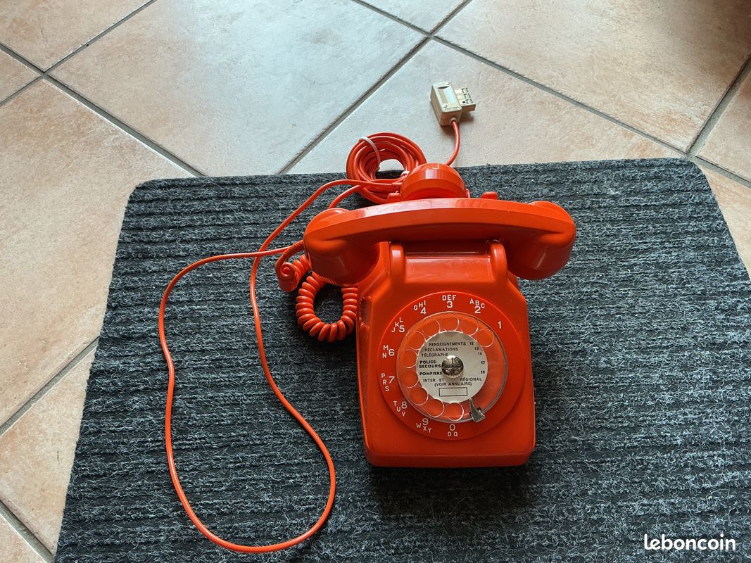 Téléphone vintage (image 1)