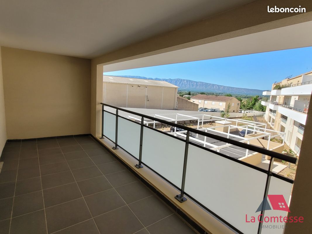 Appartement 3 pièces 56 m² · à Trets · 56 m² · 973 €