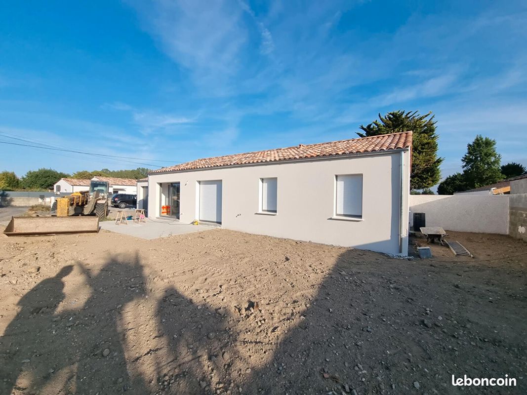 Maison 5 pièces 100 m² · à Commequiers · 100 m² · 993 €/mois