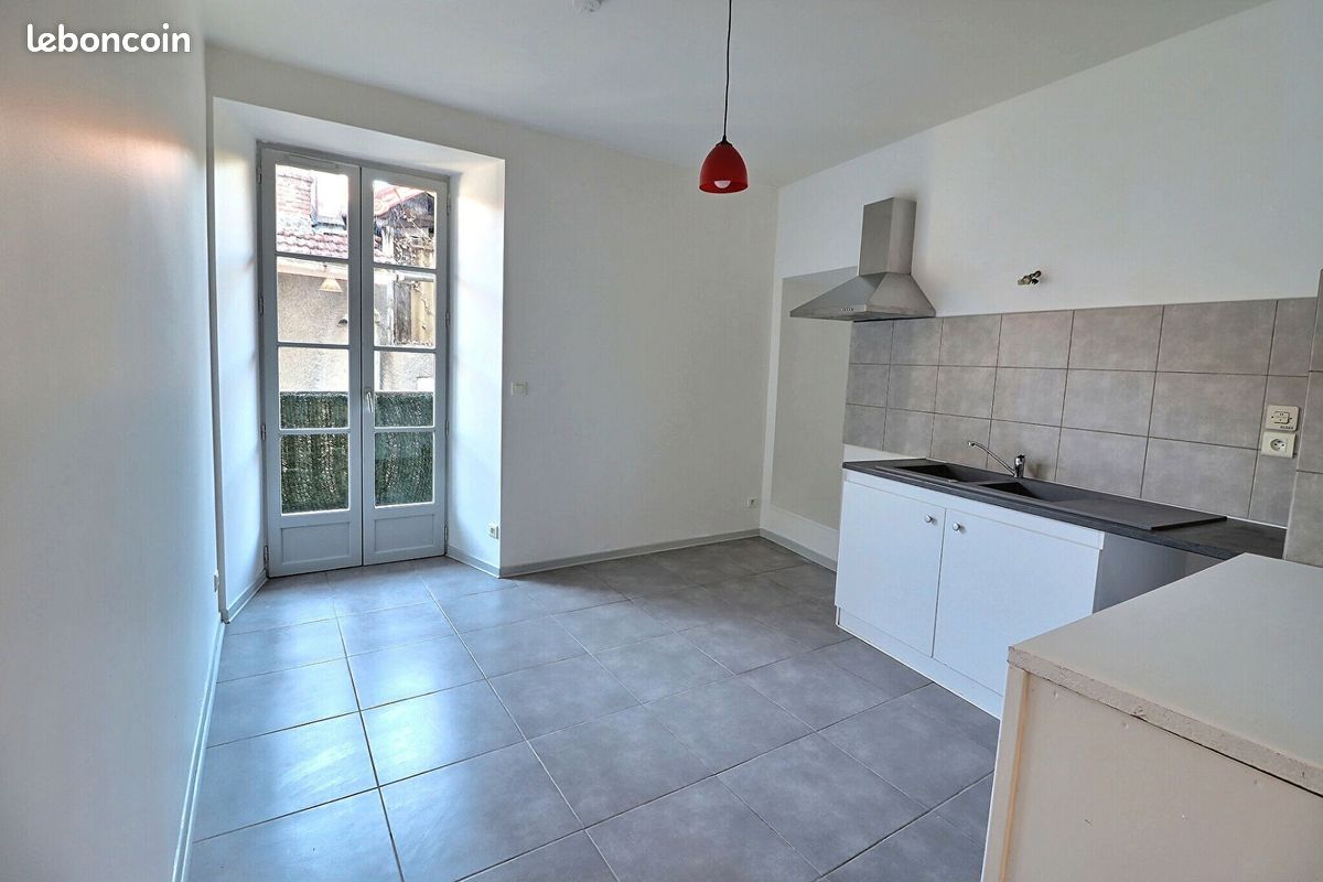 Appartement 3 pièces 54 m² · à Bagnac-sur-Célé · 54 m² · 480 €/mois