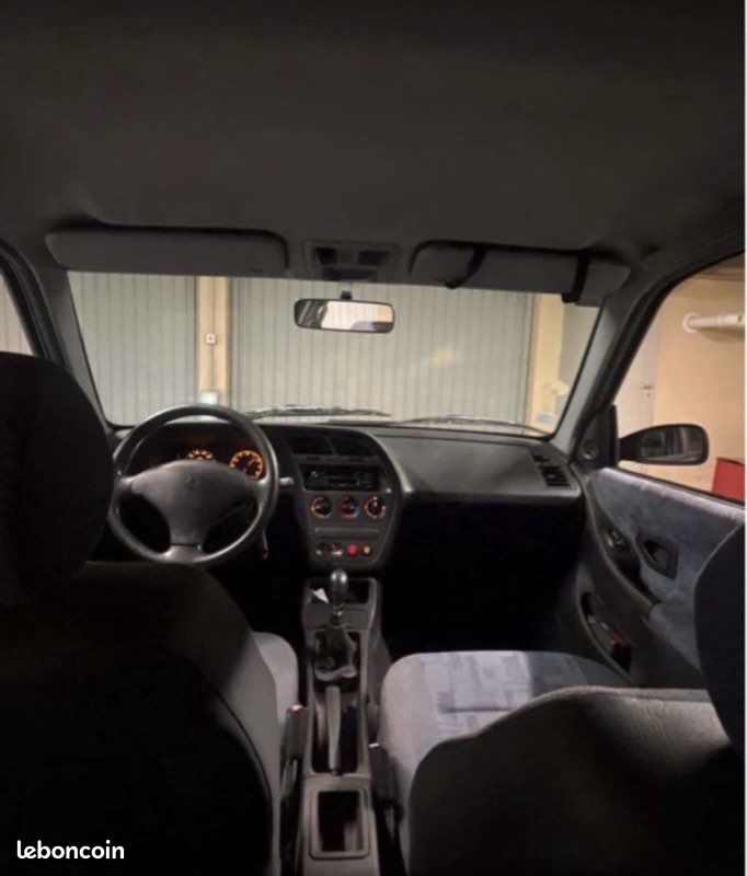 Peugeot 306 (image 3)