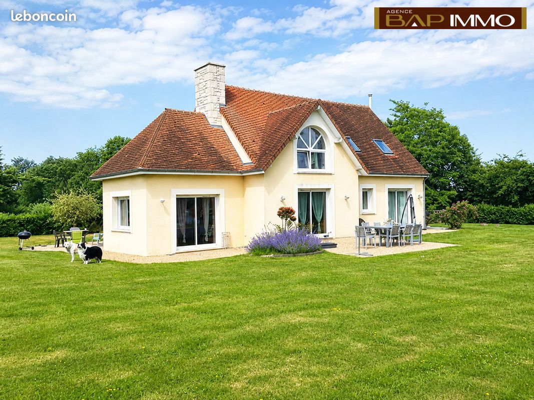 Maison 6 pièces 145 m² · à Lisieux · 145 m² · 339 000 €