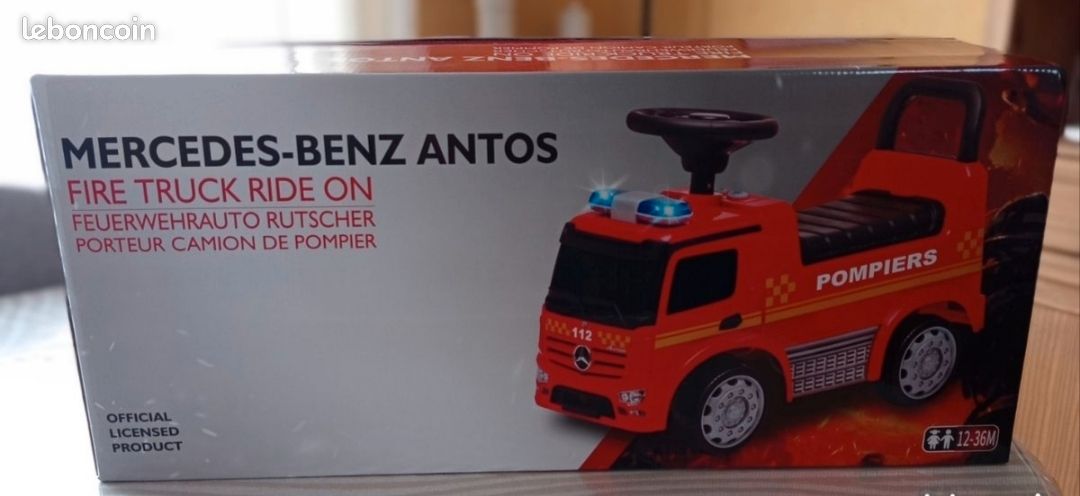Porteur camion de pompier Mercedes neuf (image 2)
