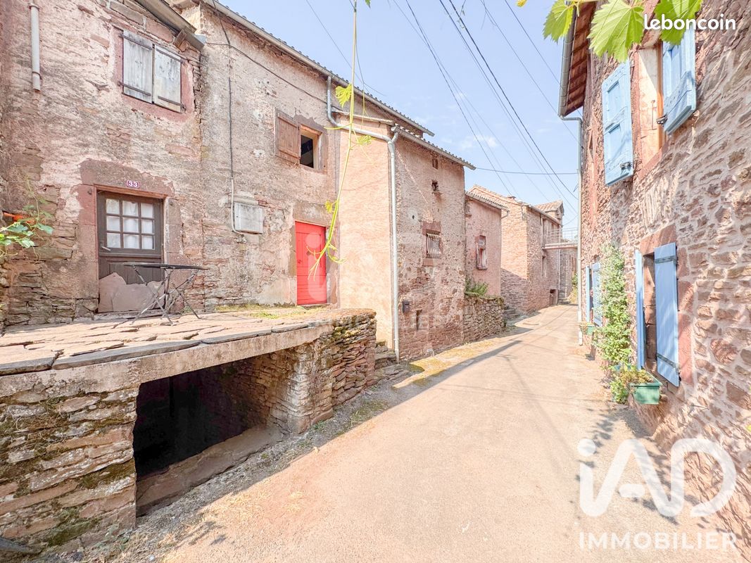 Maison 3 pièces 82 m² · à Vabres-l'Abbaye · 82 m² · 80 000 €