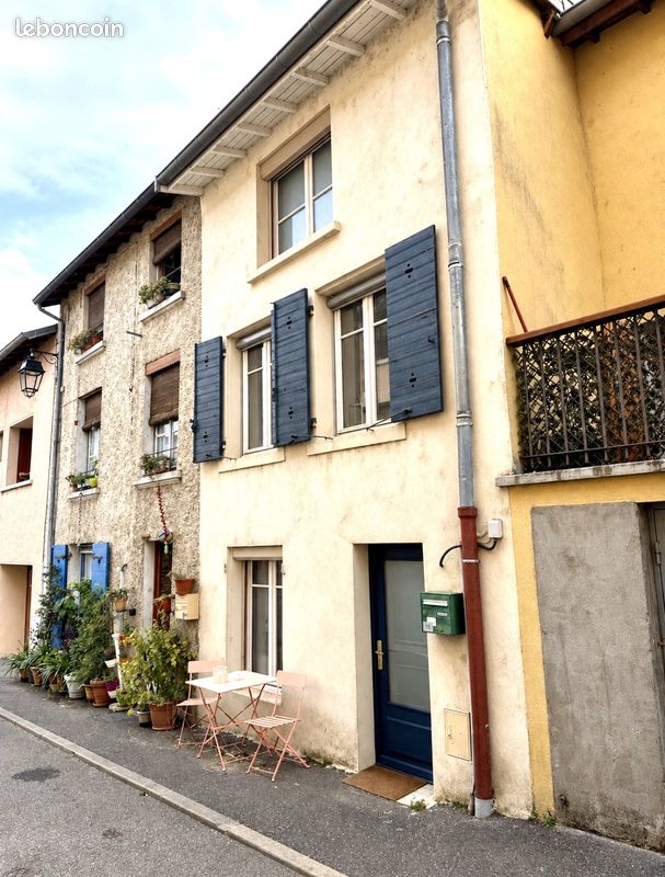 Maison 2 pièces 72 m² · à Saint-Symphorien-d'Ozon · 72 m² · 1 150 €/mois