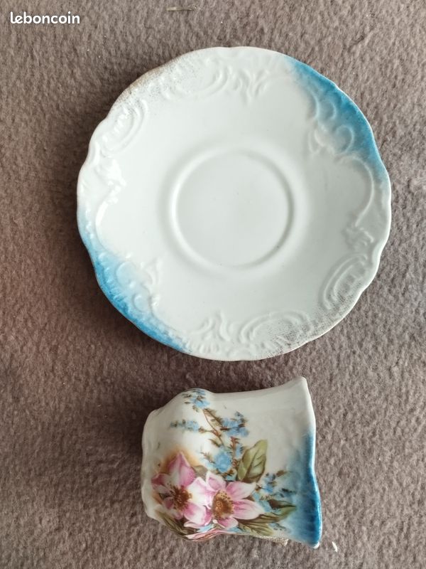 1 tasse et sa soucoupe décorative (image 2)