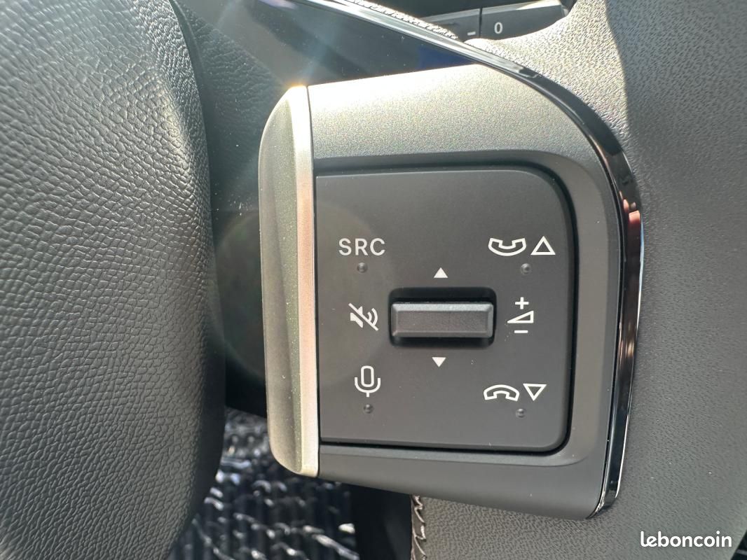 Citroën C3 Aircross Hybride 145 ch Aut Max (image 15)
