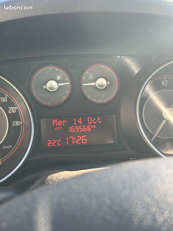 Fiat punto evo (image 10)