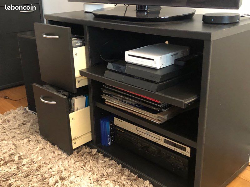 Meuble TV noir et en bois (image 2)
