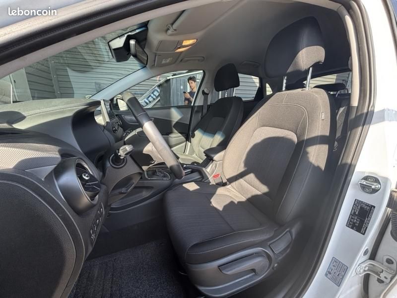 Hyundai Kona 1.0 T-GDi 120ch Hybrid 48V Creative (image 9)