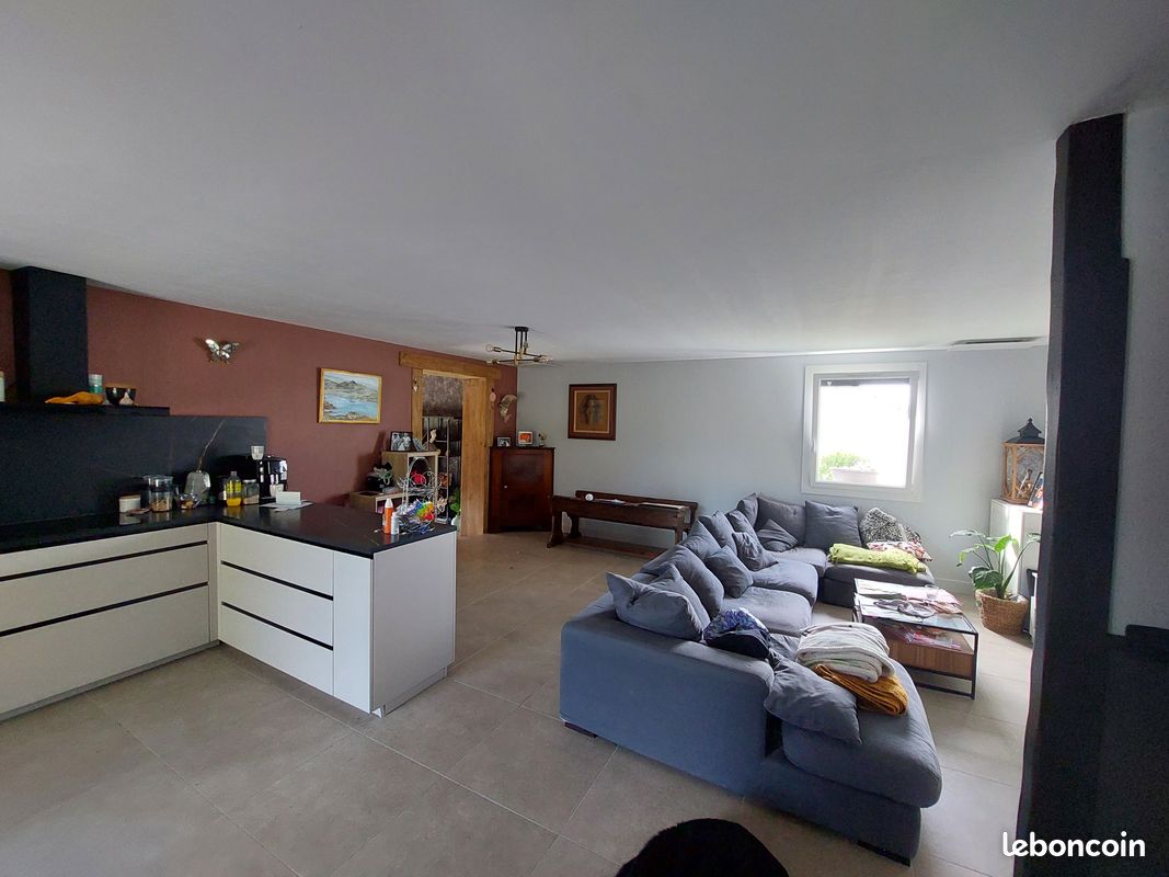 Maison 6 pièces 121 m² · à Uxeau · 121 m² · 195 000 €