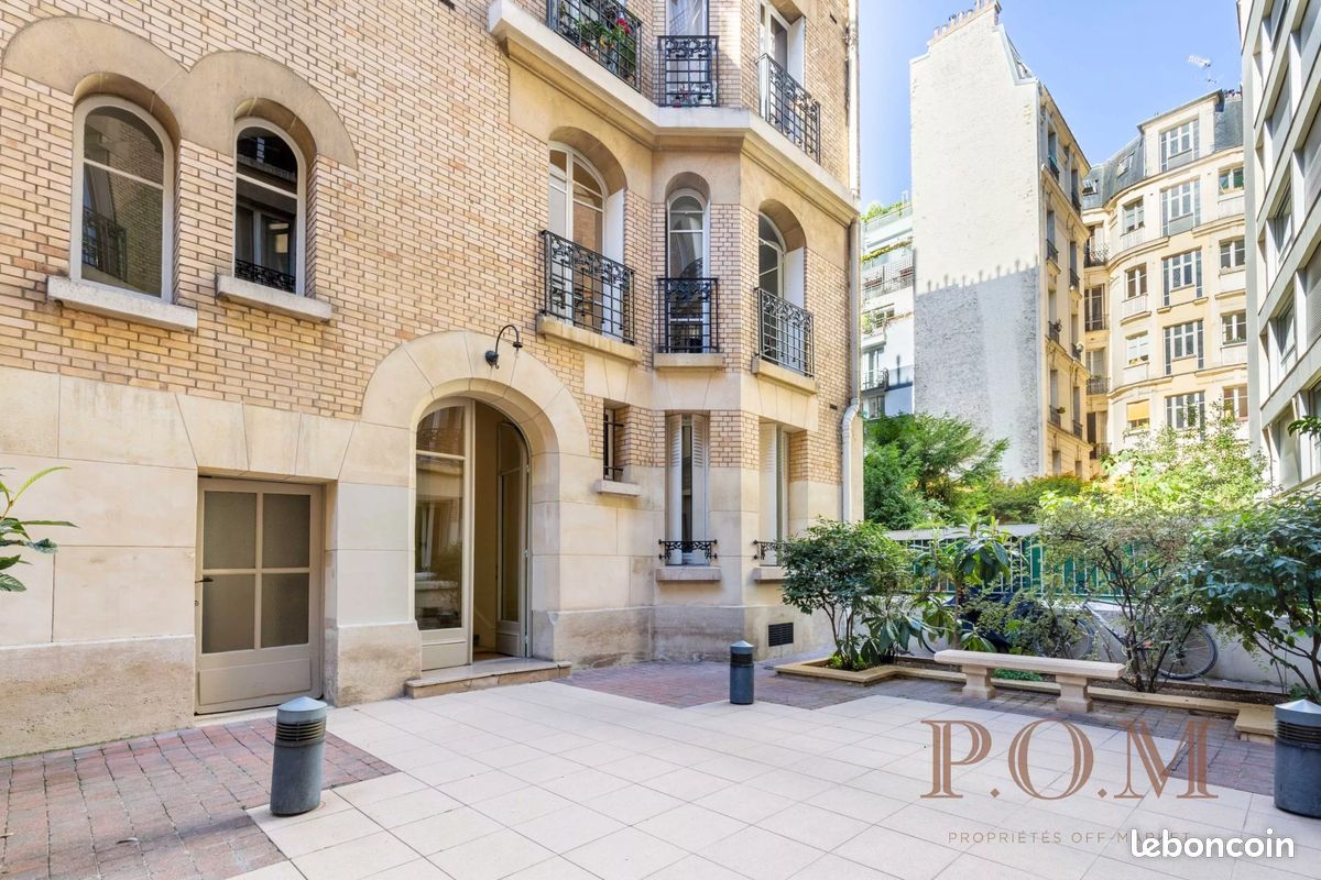 Appartement 6 pièces 87 m² · à Paris · 87 m² · 1 226 000 €