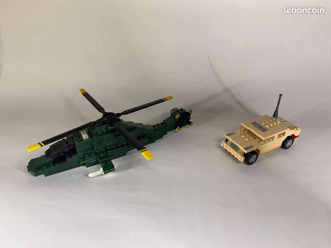 Mega Bloks : helicopter et 4x4 du desert (image 2)