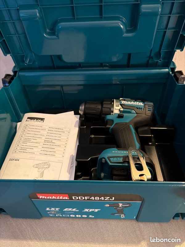 Perceuse Visseuse Sans Fil Makita DDF484RTJ - 18V, 2 Batteries, Coffret (Neuf)