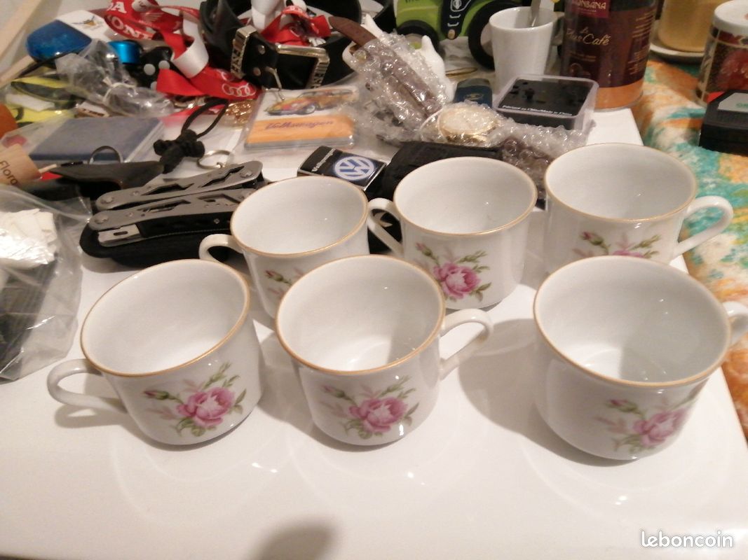 SERVICE à CAFÉ ☕ en PORCELAINE DE RÉPUBLIQUE TCHÈQUE 🇨🇿 CZ, TRÈS TRÈS ANCIEN ET GRIFFÉ voir en dessous (image 4)