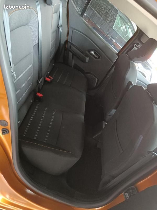 Dacia Sandero TCe 90 - 22 Stepway Confort (image 8)