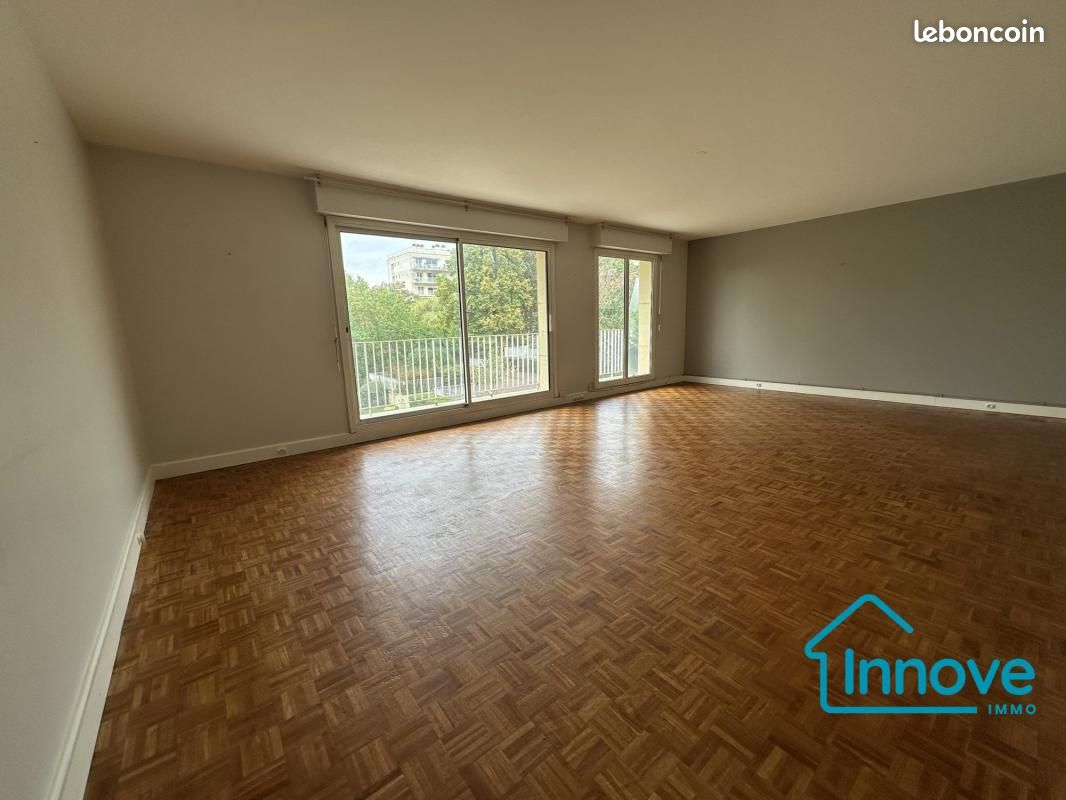 Appartement 5 pièces 100 m² · à Versailles · 100 m² · 599 000 €