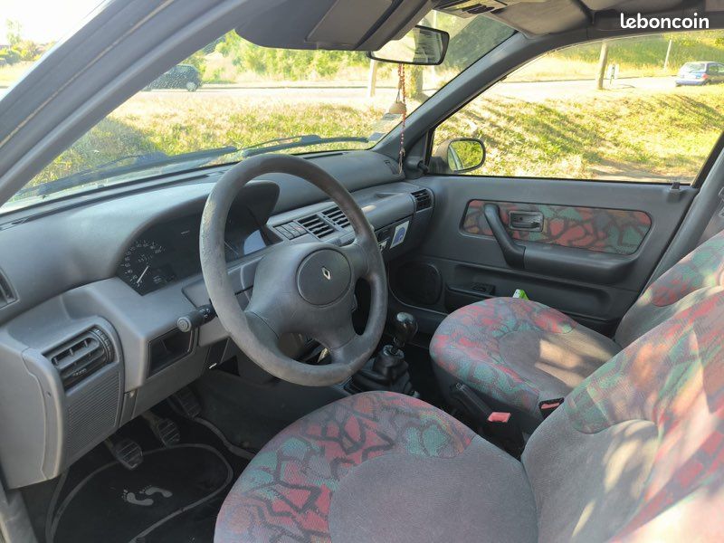 Renault clio 1 phase 2 Aïda (image 2)