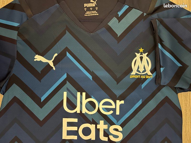 Maillot de foot et short OM Olympique de Marseille extérieur 2022