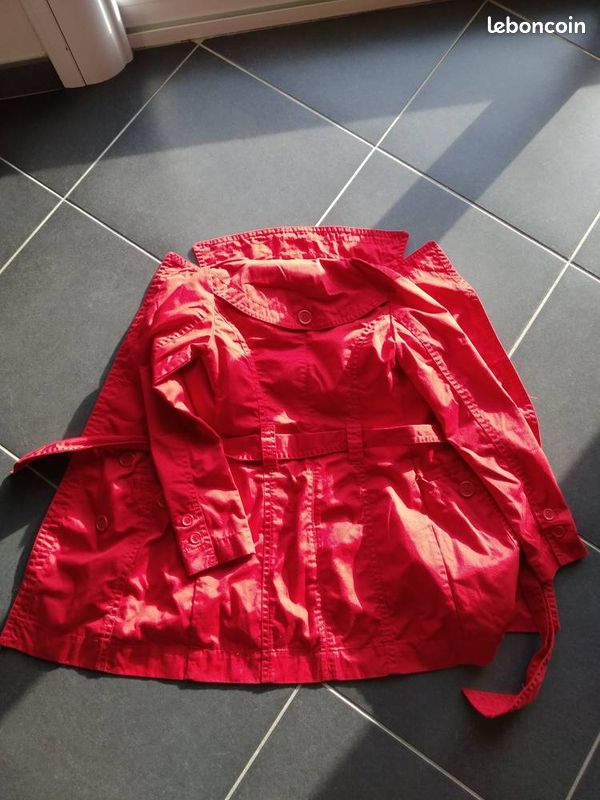 Manteau/veste longue rouge Bershka taille S (image 1)
