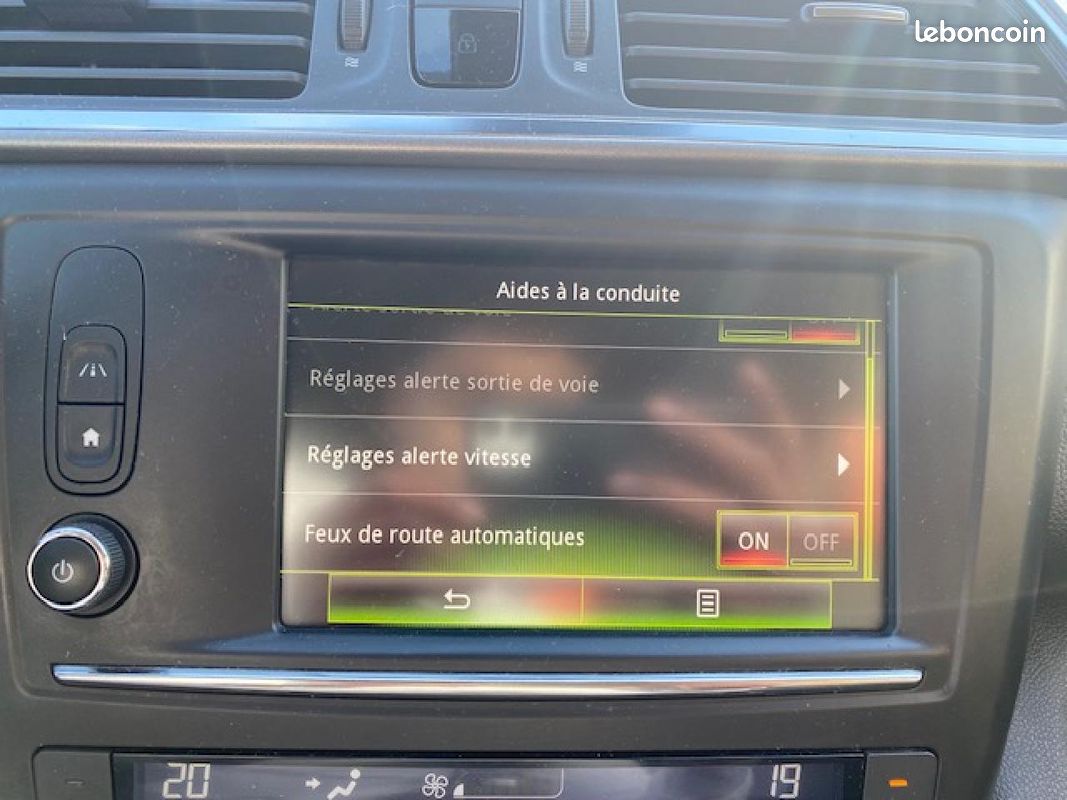 RENAULT KADJAR 1.5 Energy dCi - 110 Intens + ATTELAGE (image 18)