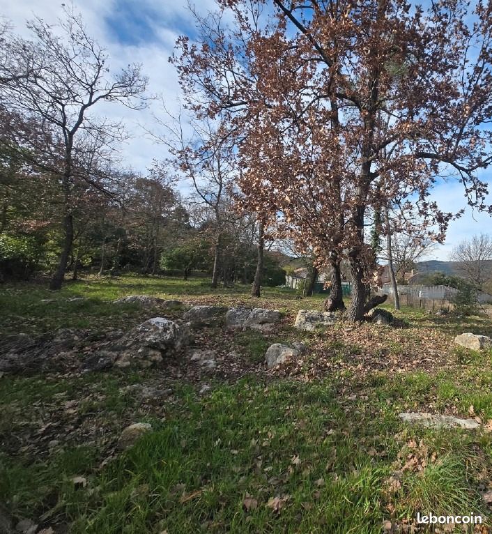 Terrain 1 005 m² La Celle · 165 000 €