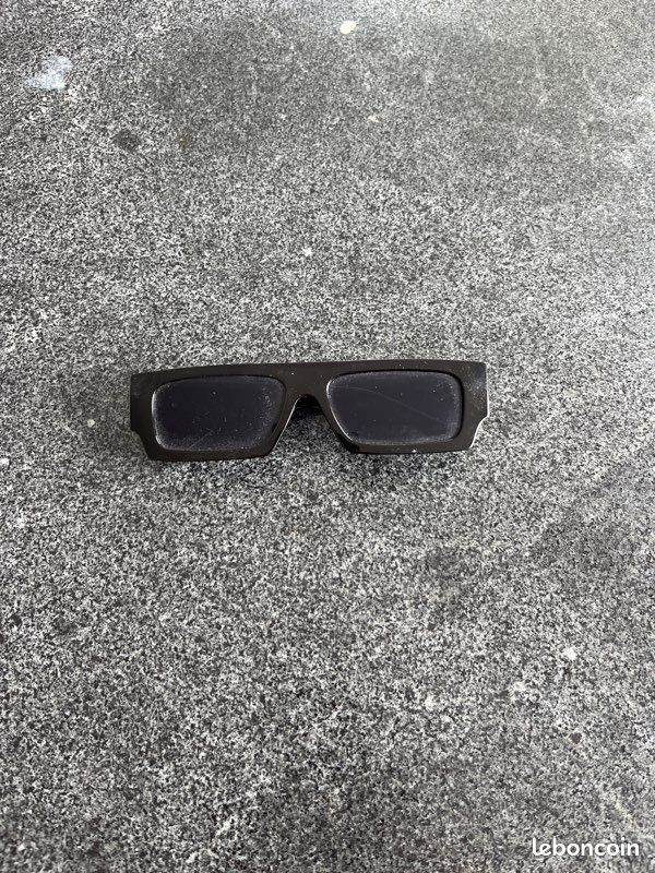 Lunette de soleil off-white (image 1)