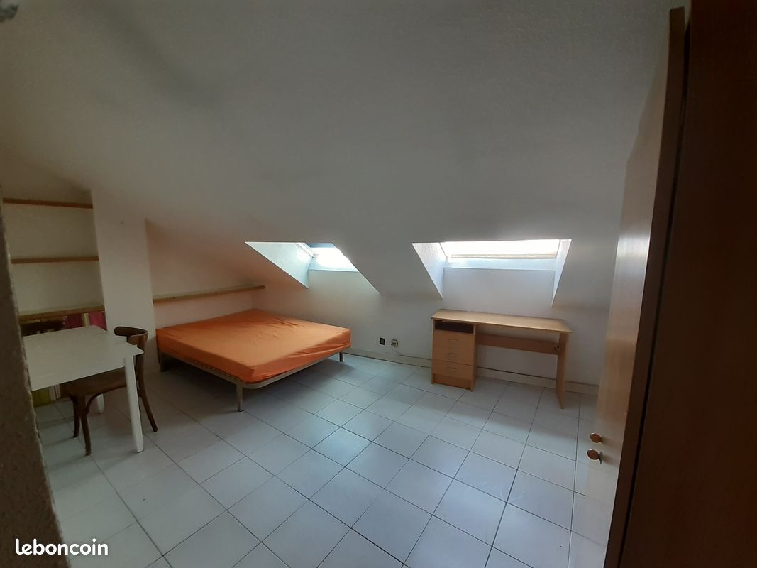 Appartement 1 pièce 15 m² · à Grenoble · 15 m² · 490 €