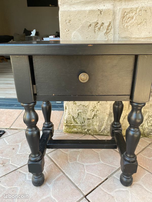 Table de chevet (image 2)