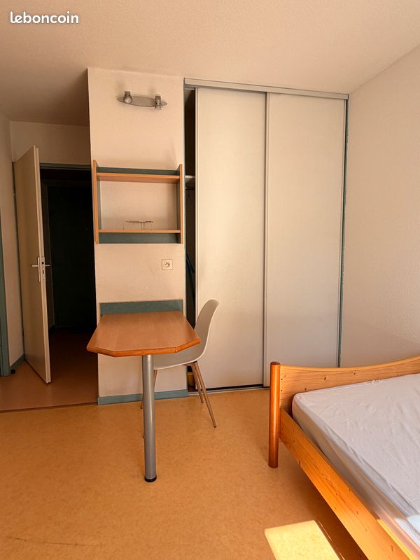 Appartement 1 pièce 20 m² · à Saint-Étienne · 20 m² · 365 €/mois