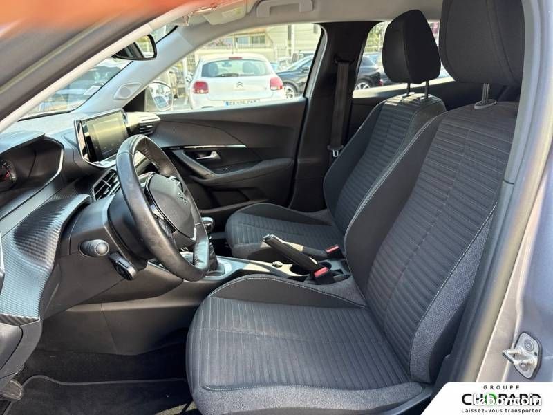Peugeot 2008 PureTech 100 S&S BVM6 Style (image 10)
