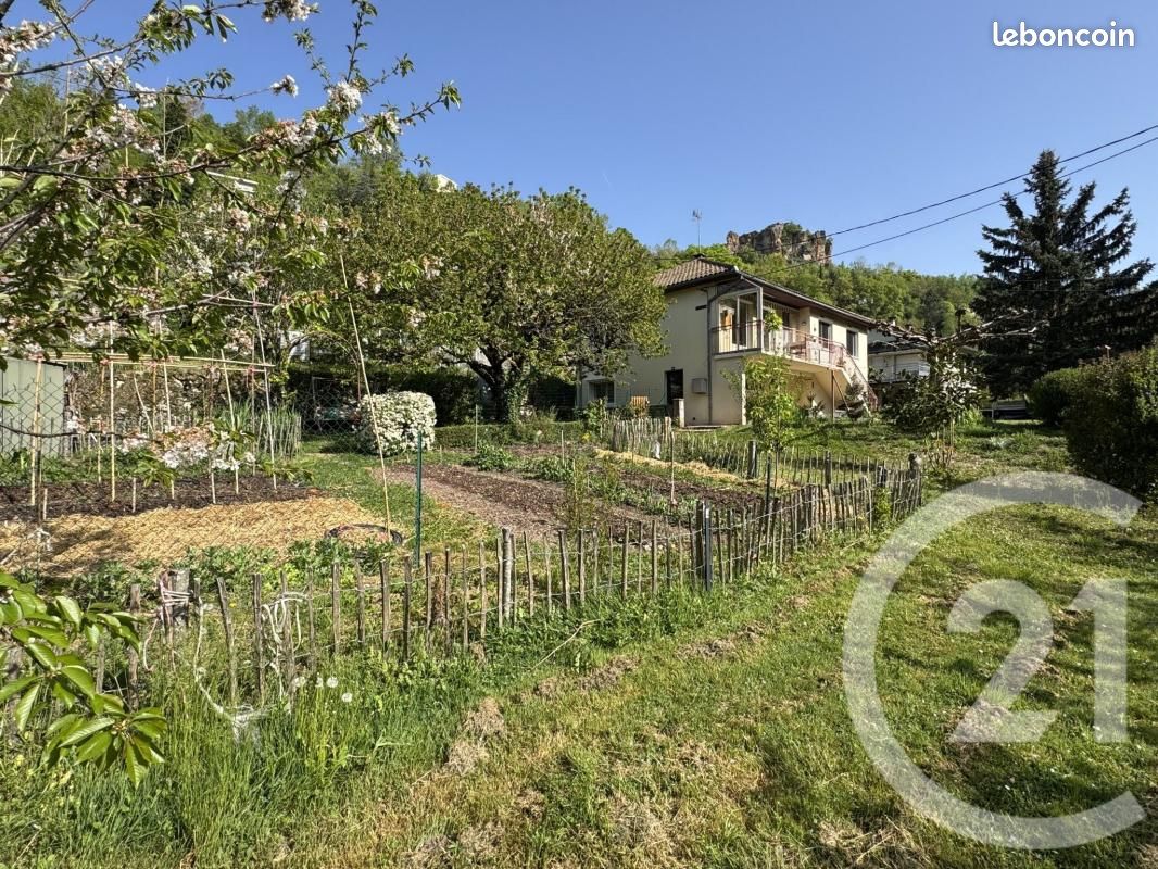 Maison 4 pièces 99 m² · à Saint-Affrique · 99 m² · 278 000 €