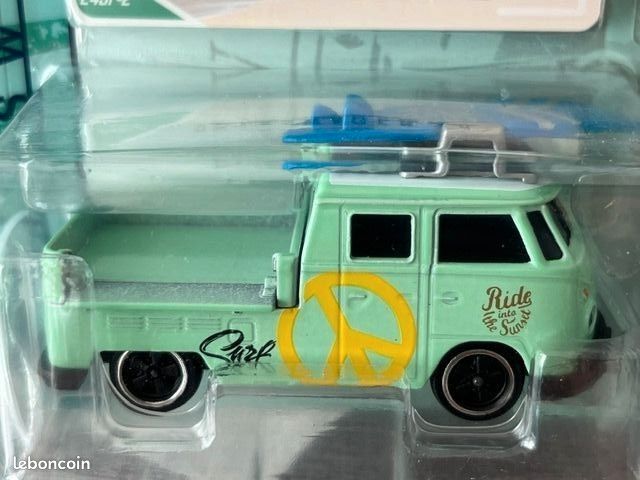 Volkswagen T1 surf ride into the sunset majorette (image 2)