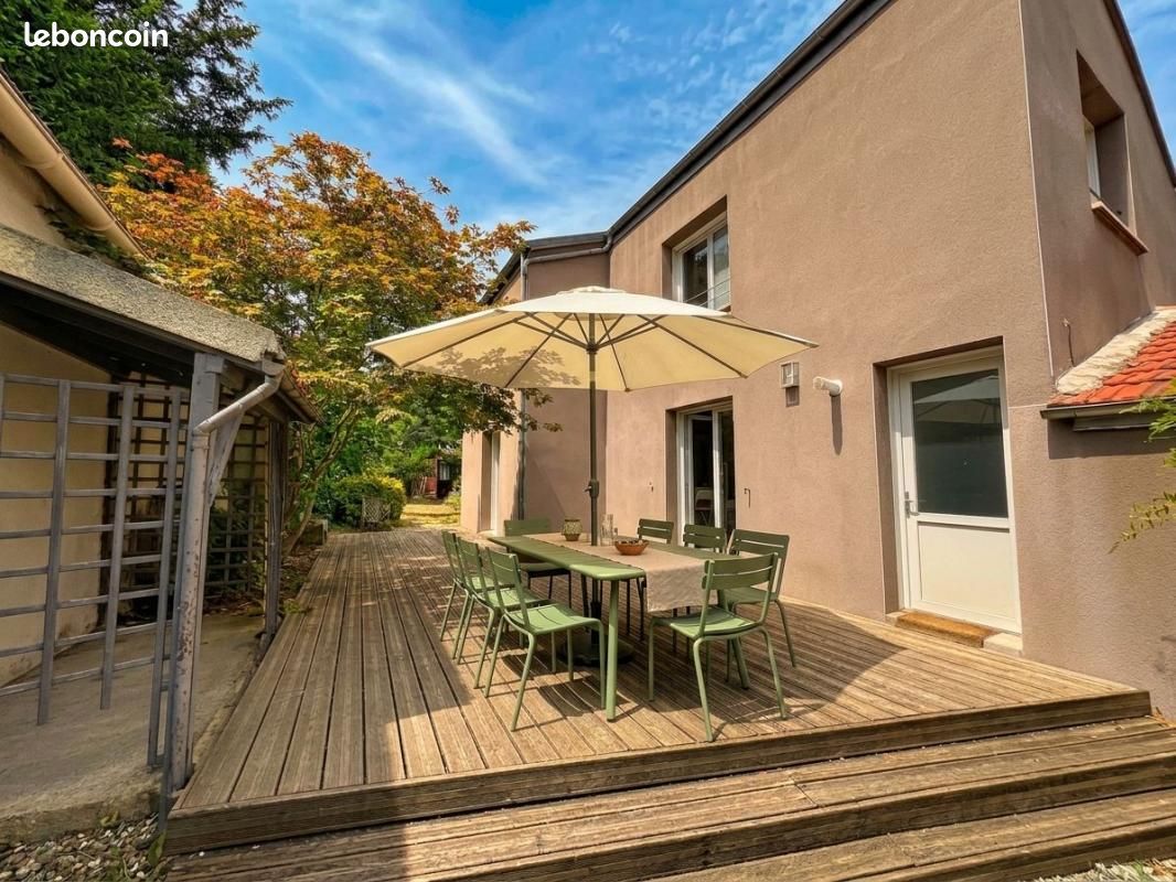 Maison 7 pièces 150 m² · à Châtillon · 150 m² · 936 000 €
