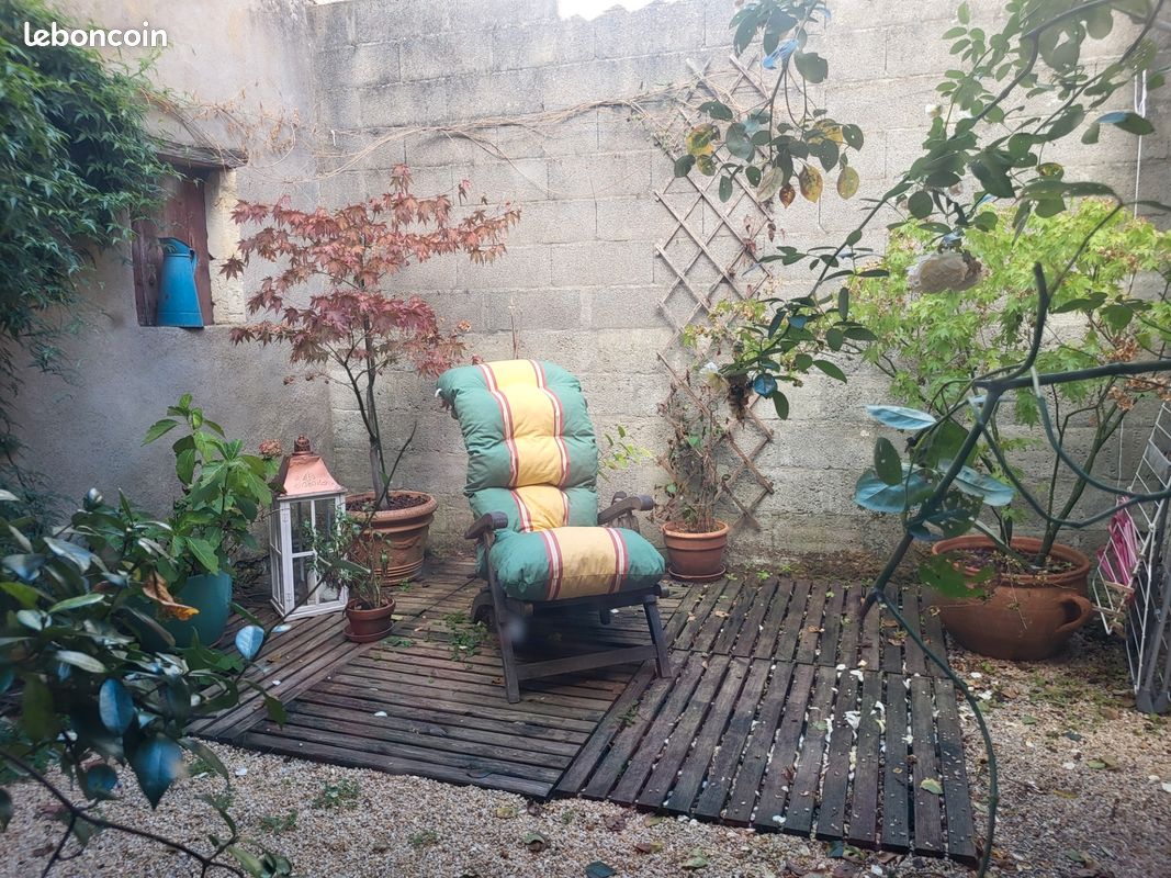 Maison 5 pièces 174 m² · à Saint-Loup-Lamairé · 174 m² · 29 900 €